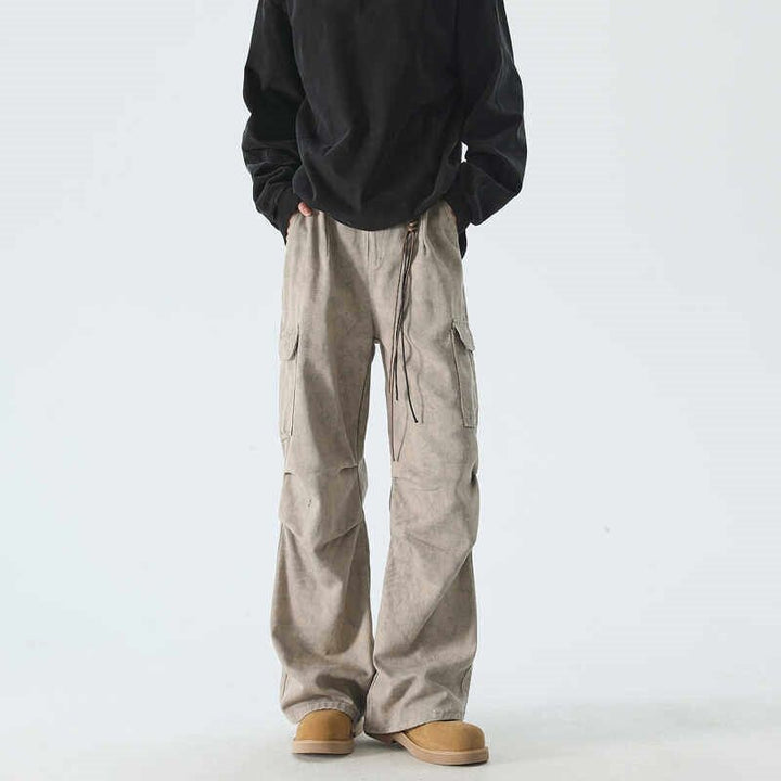 Women's cargo pants with wide legs and practical pockets Mune Fashion