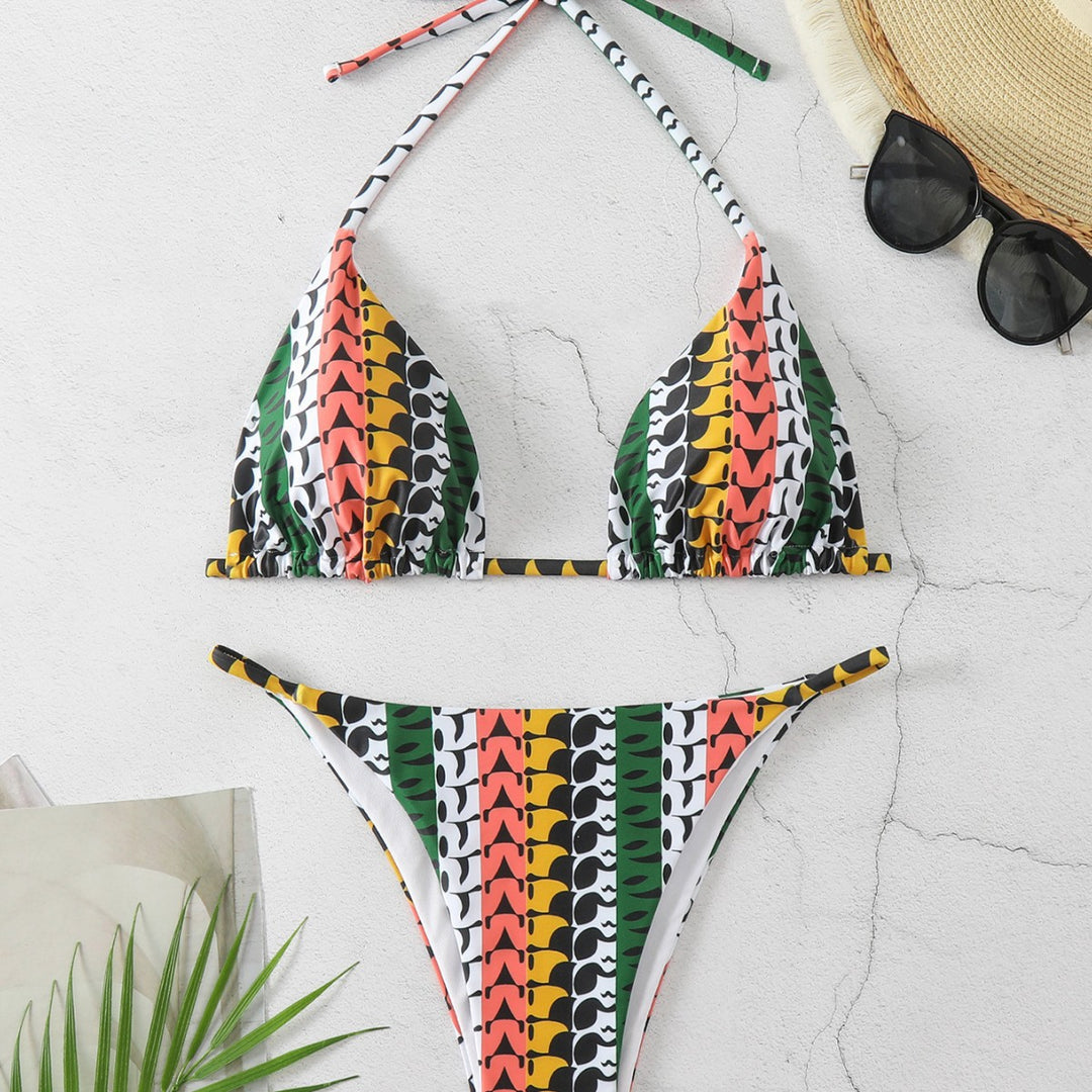 Women's Triangle Bikini with Fashionable Pattern Mune Fashion