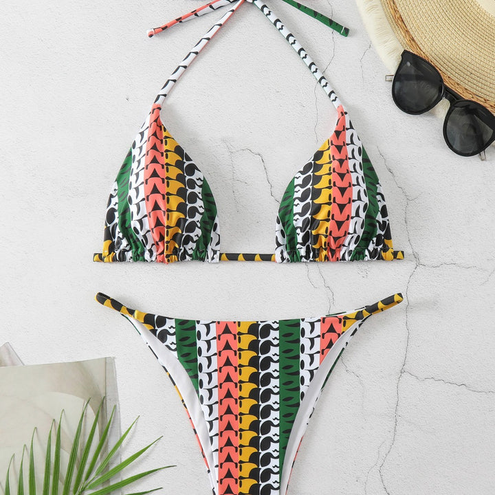 Women's Triangle Bikini with Fashionable Pattern Mune Fashion
