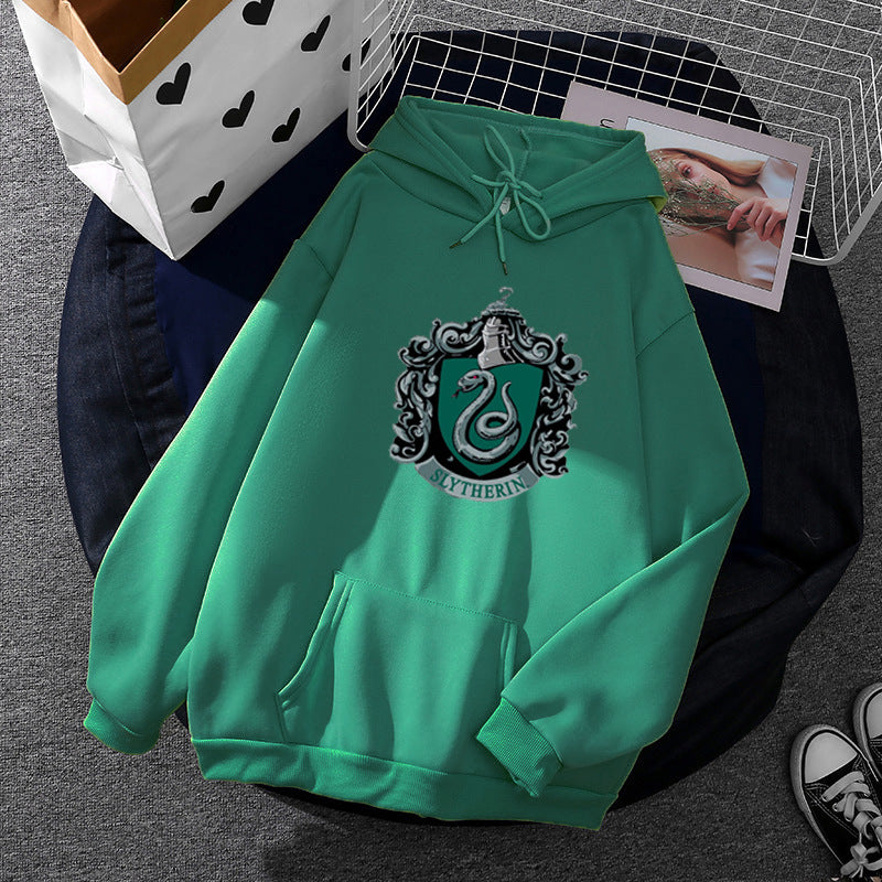 Women's oversized hooded sweatshirt with heraldic snake emblem and soft fleece lining Mune Fashion