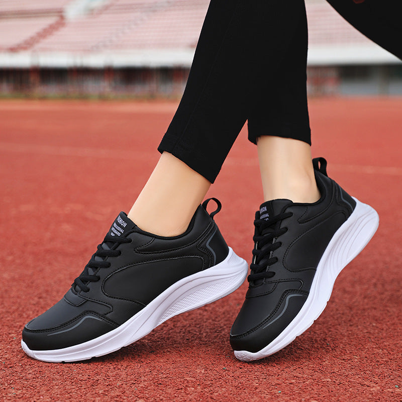 Ladies' comfortable everyday sneakers with padded shaft, shock-absorbing EVA midsole, and grippy rubber outsole Mune Fashion