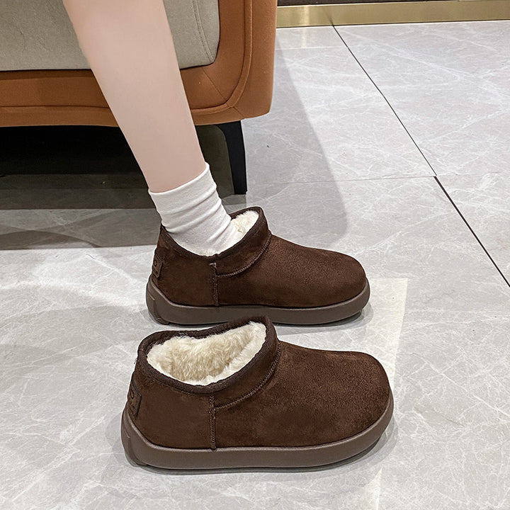 Women's Insulated Ankle Boots with Teddy Lining and Non-Slip Profile Sole Mune Fashion