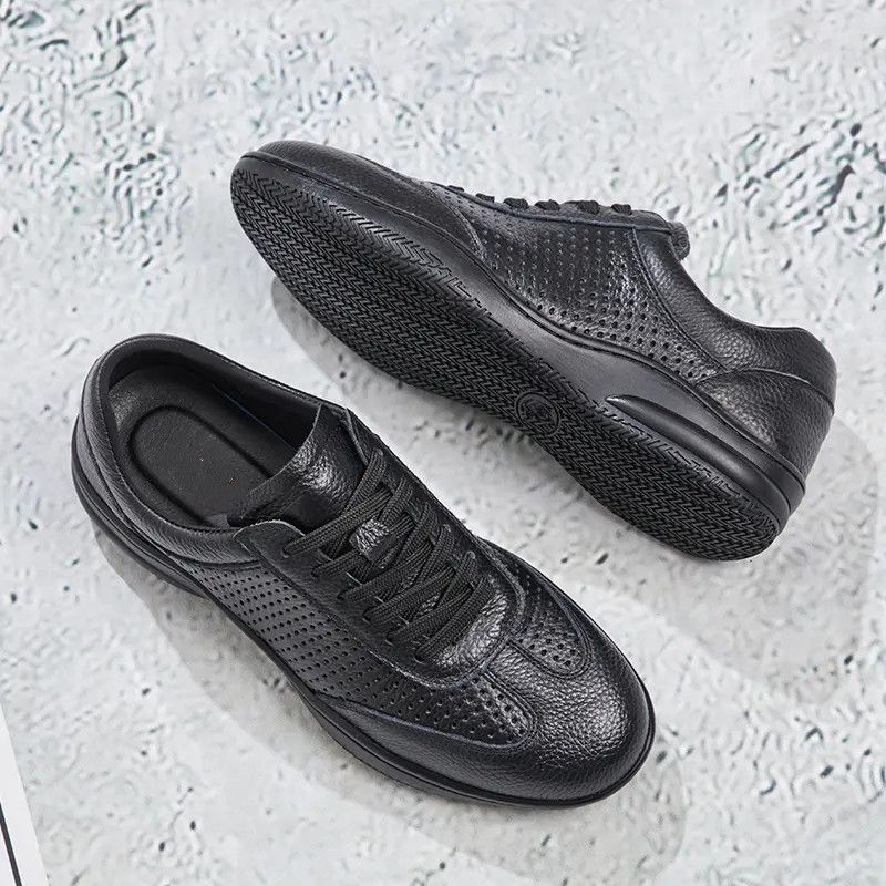 Men's comfortable orthopedic-inspired everyday shoes made of textured leather with padded comfort insole Mune Fashion