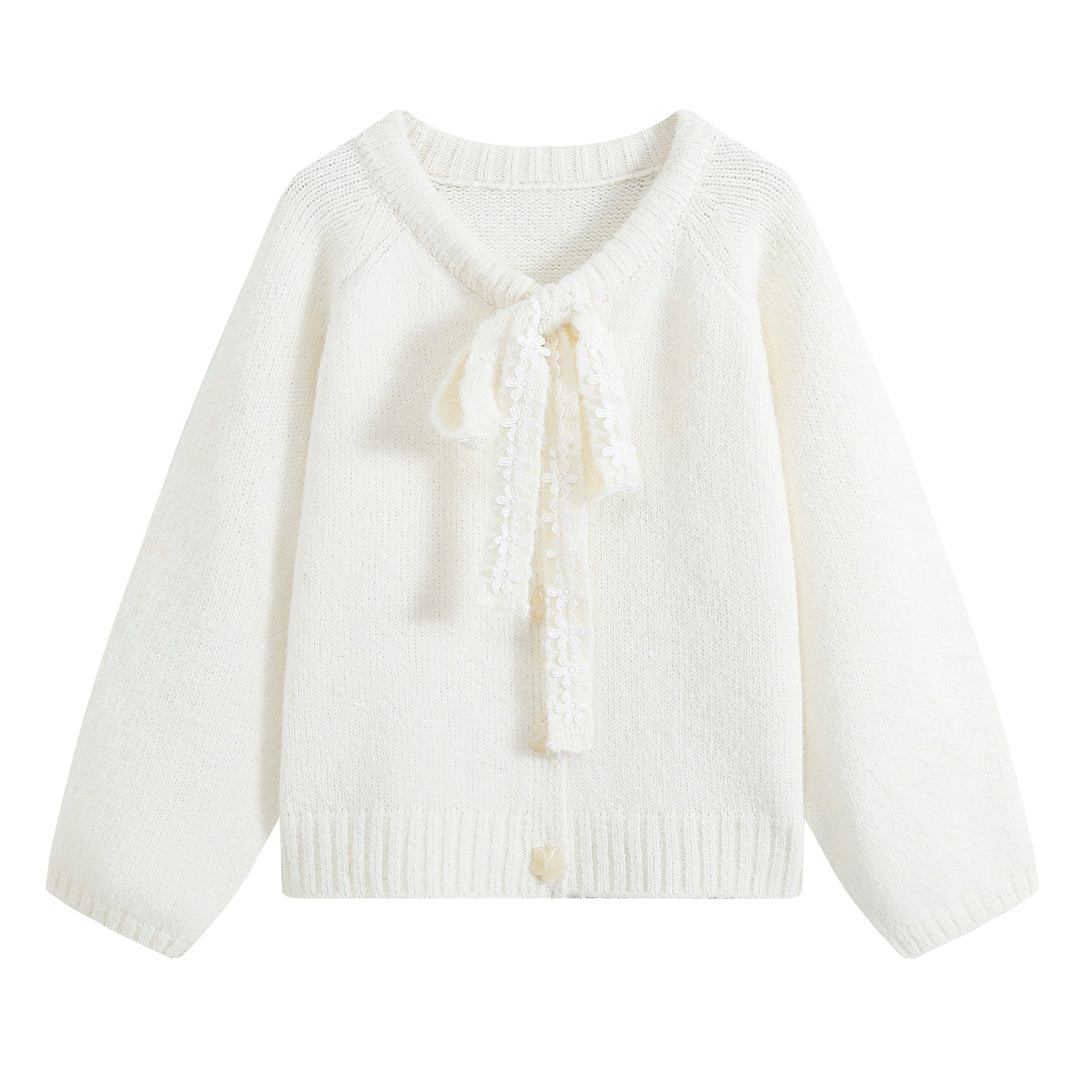 Women's chunky knit pullover with floral lace trim at the neckline Mune Fashion