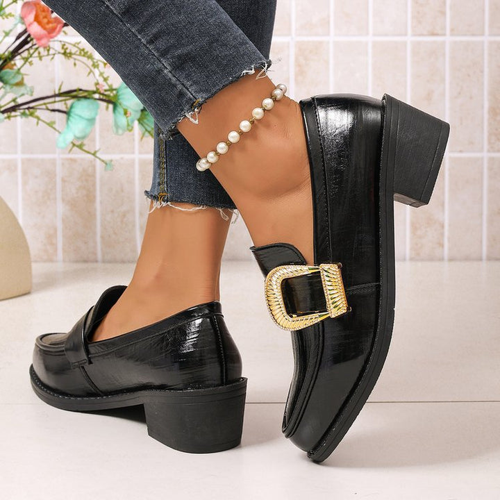 Ladies Elegant Moccasins with Gold Buckle Mune Fashion