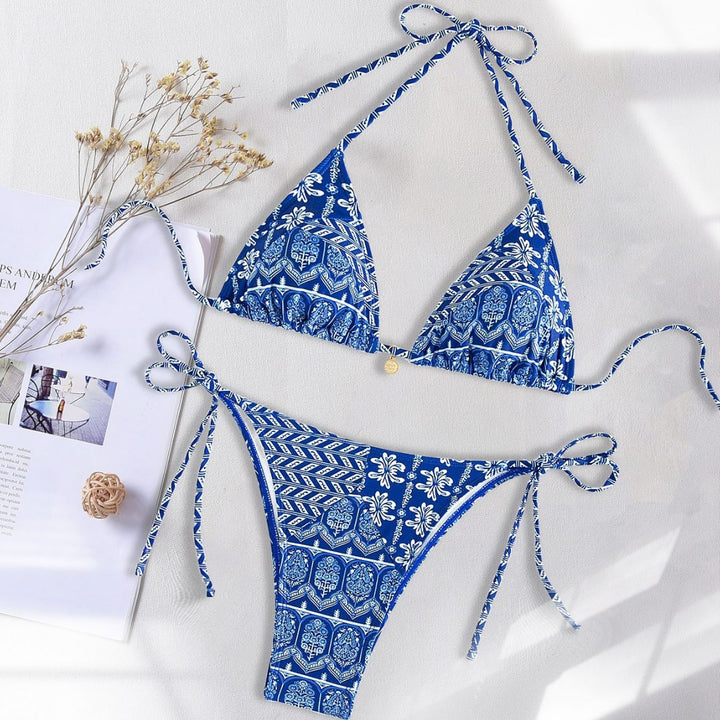 Women's triangle bikini with playful floral design and adjustable straps Mune Fashion
