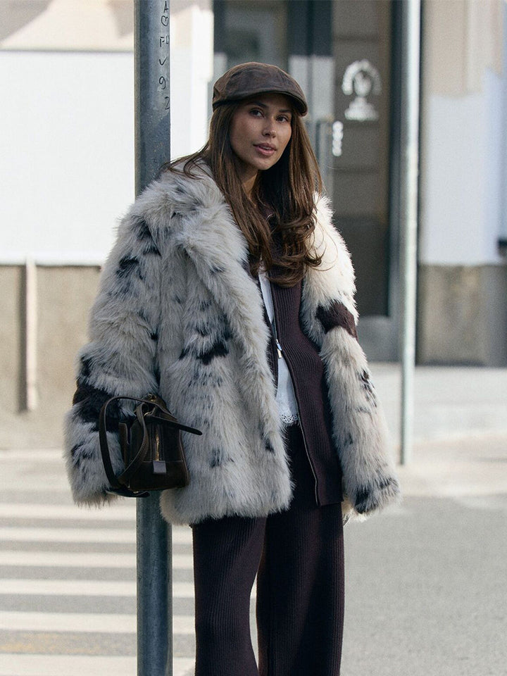 Ladies Flecked Faux Fur Coat in Oversized Cut with Voluminous Shawl Collar Mune Fashion