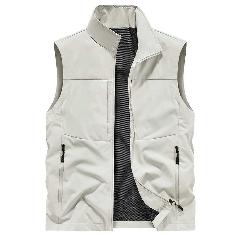 Men's Lightweight Outdoor Utility Vest with Mesh Lining, Wind-Resistant Microfiber and Secure Zipper Pockets Mune Fashion