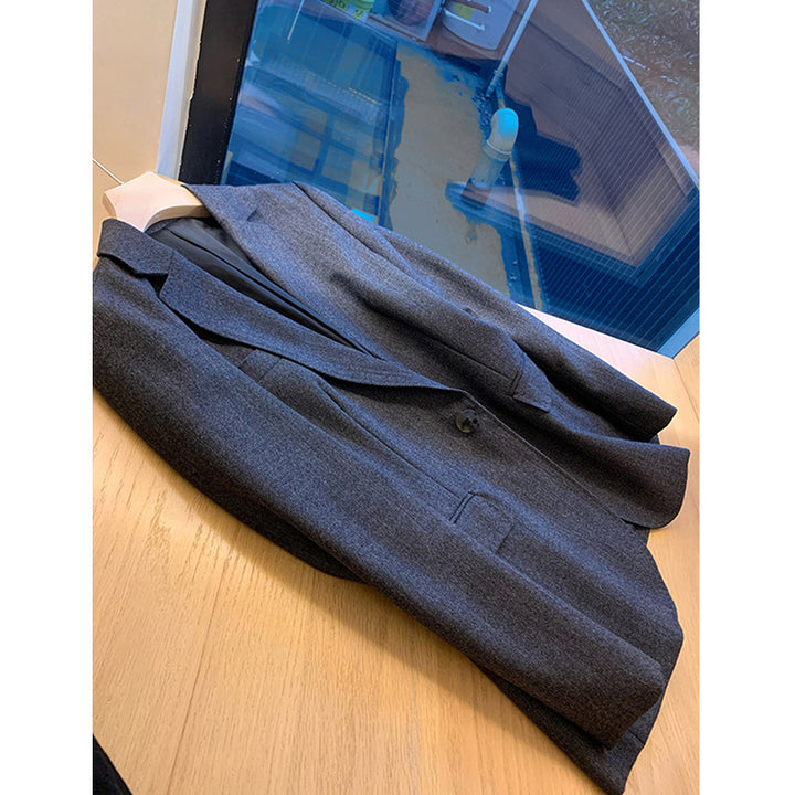 Women's elegant blazer jacket made of high-quality fabric Mune Fashion