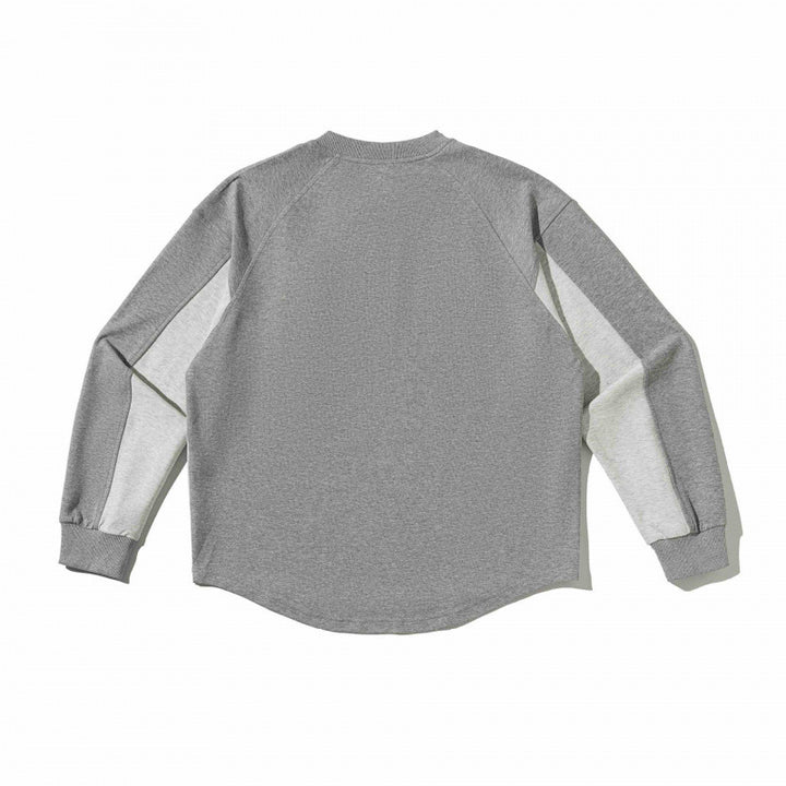 Unisex Oversize Sweatshirt with raglan sleeves, two-tone inserts and utility chest pocket Mune Fashion