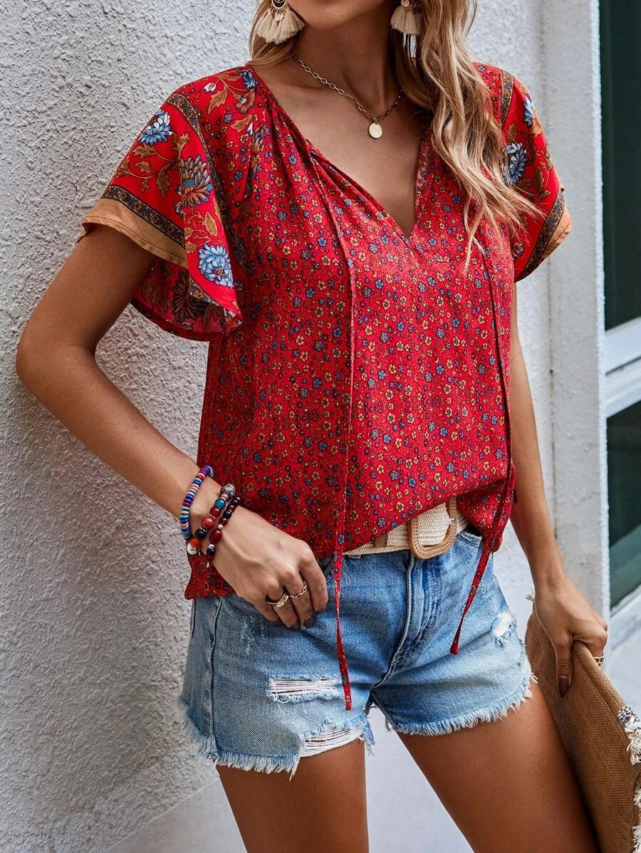 Women's Lightweight Blouse Shirt with V-Neck, Short Kimono Sleeves and Floral Allover Pattern Mune Fashion