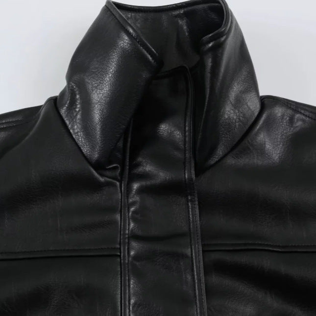 Women Short Blouson made of Artificial Leather with Double-Breasted Button Placket and Shoulder Cape Mune Fashion