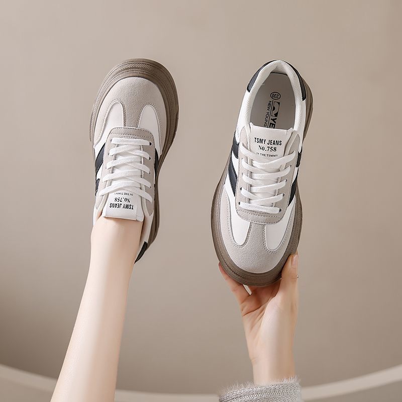 Ladies' Platform Sneakers with Fashionable Decoration Mune Fashion
