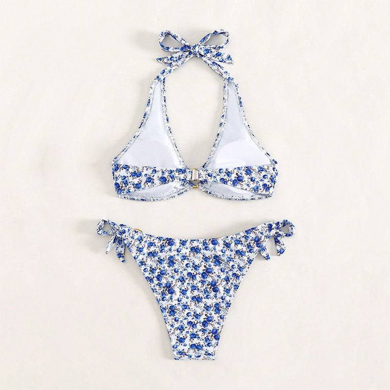 Women's triangle bikini with adjustable straps and floral design Mune Fashion