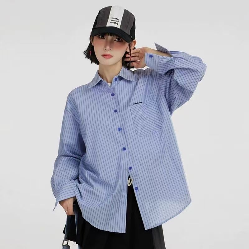 Women’s loosely cut shirt blouse made of cotton blend with breast pocket boxy fit Mune Fashion