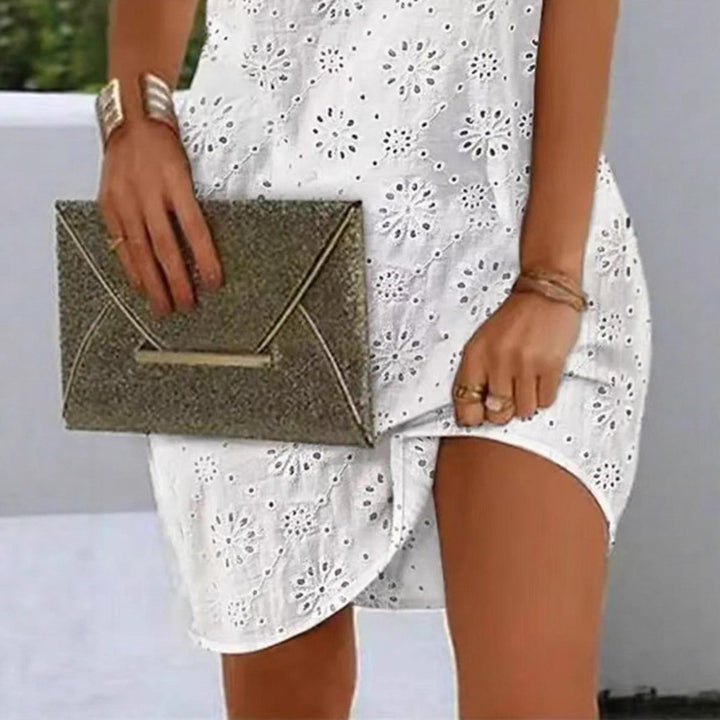 Ladies nan romantic lace embroidery summer dress with V-neck and tie shoulders Mune Fashion