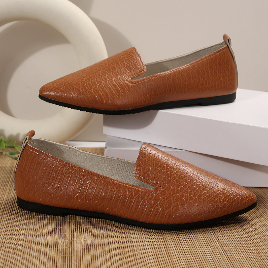 Ladies nan flexible wedge loafers with croco embossing and pointed toe Mune Fashion