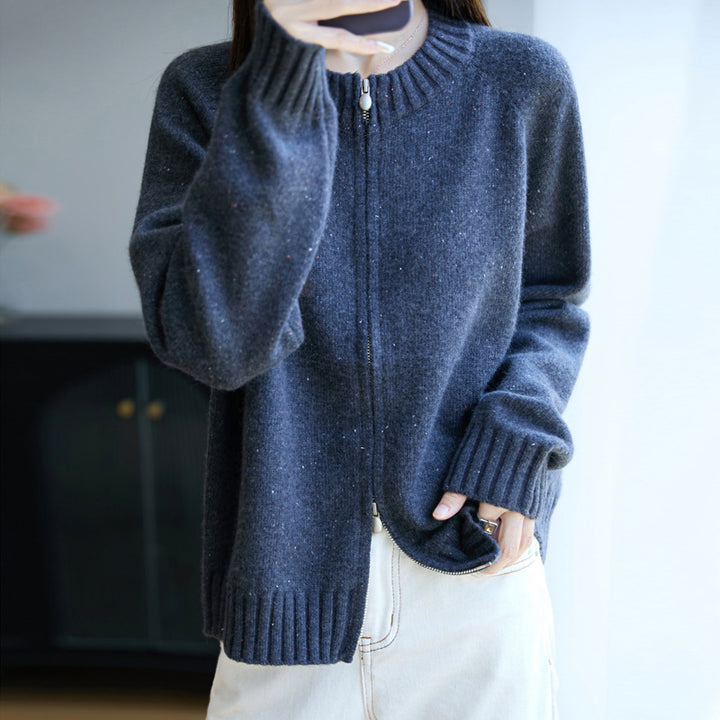 Women's zip cardigan with round neck, fine nep yarn and ribbed finishes Mune Fashion
