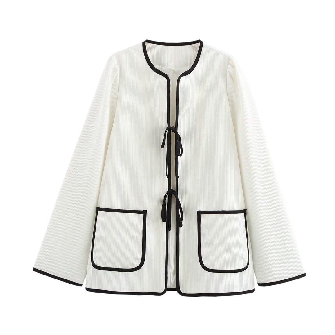 Women's Elegant Short Jacket without Collar with Contrast Piping, Ties and Patch Pockets Mune Fashion