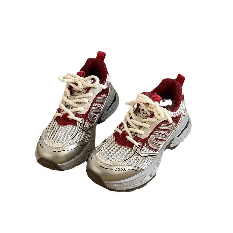 Women's sporty trend sneakers with fashionable accents and non-slip sole Mune Fashion