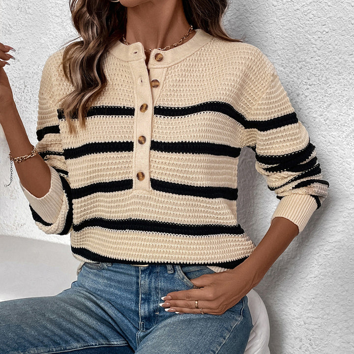 Women's Casual Knit Sweater with Button Placket Mune Fashion