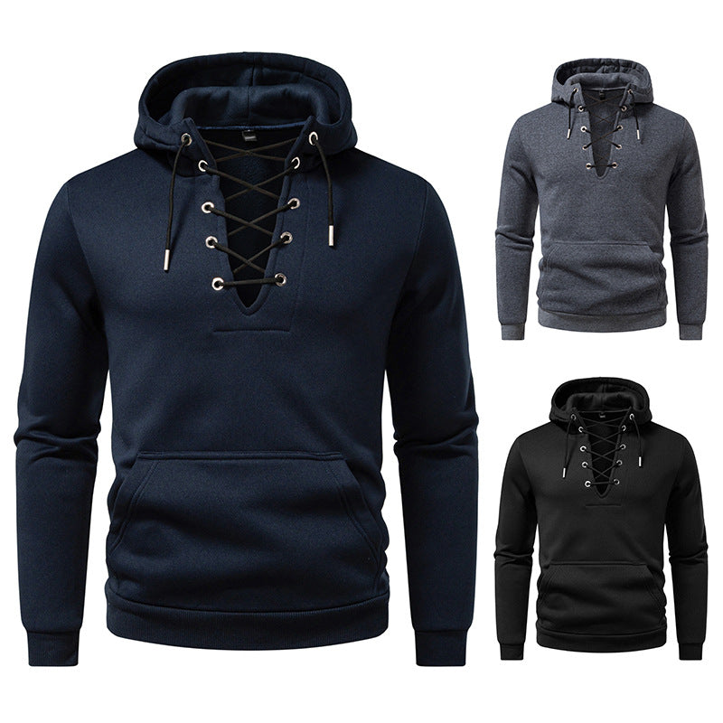 Men's hoodie in casual look with V-lacing, kangaroo pocket and ribbed cuffs Mune Fashion
