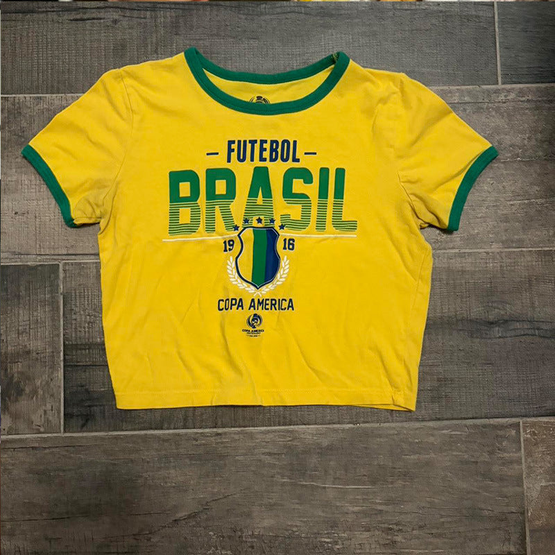 Women's short cotton T-shirt with Brazil soccer print and contrast cuffs Mune Fashion