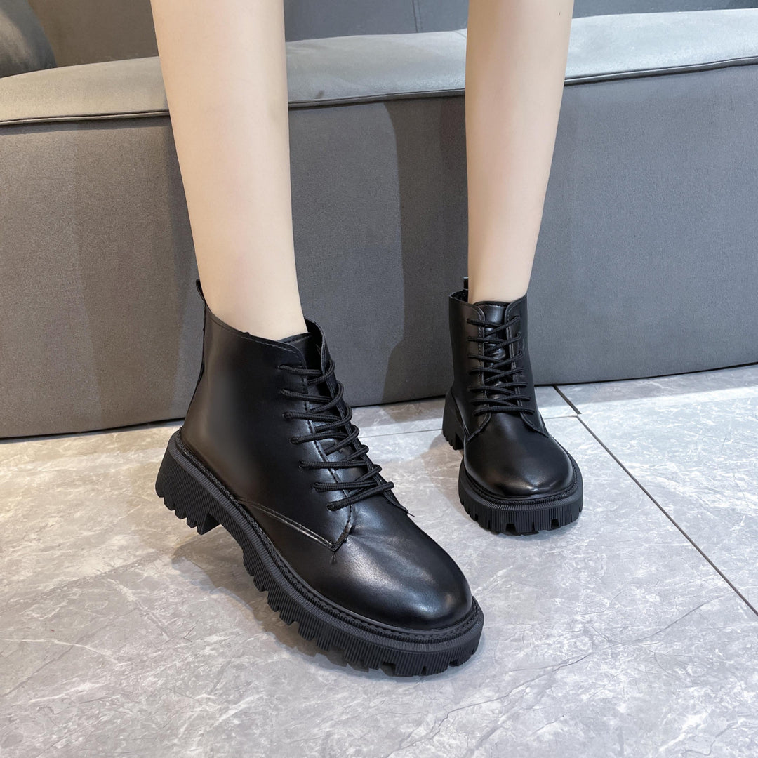 Women's lace-up biker ankle boots with textured platform sole Mune Fashion