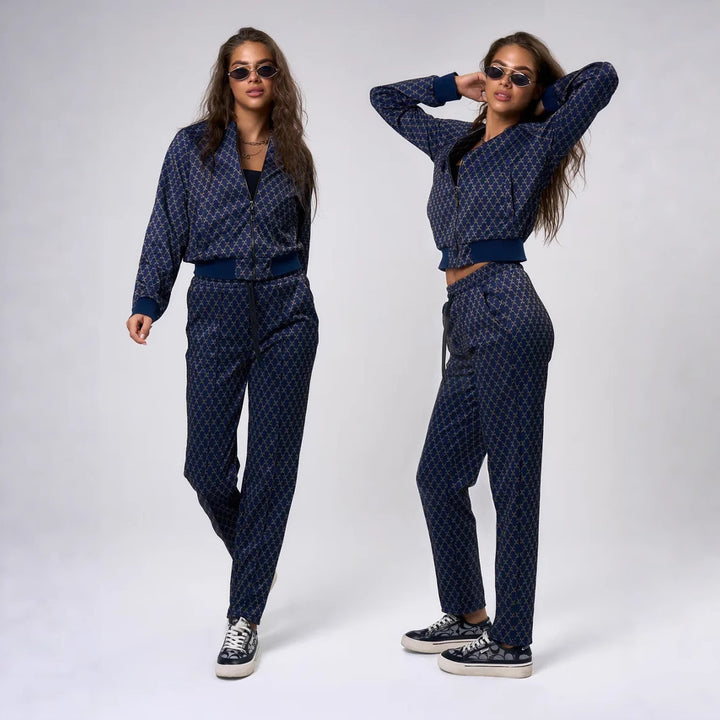 Women's jacquard lounge set with short bomber jacket and high-cut drawstring pants Mune Fashion