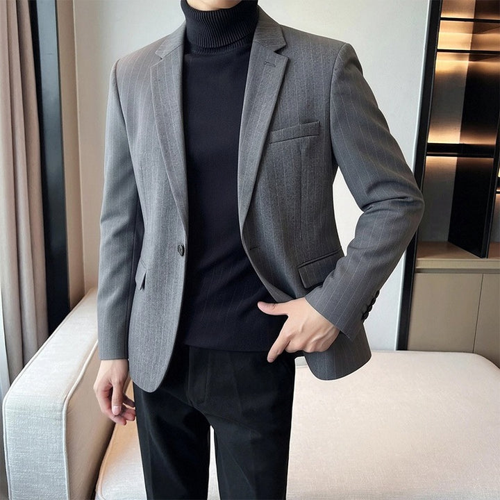Men's pinstripe suit jacket with a slim fit, two-button closure & chest pocket Mune Fashion