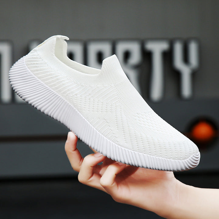 Unisex nan ultra-light slip-on shoe made of fine knit with anatomical comfort insole and ribbed flex sole Mune Fashion