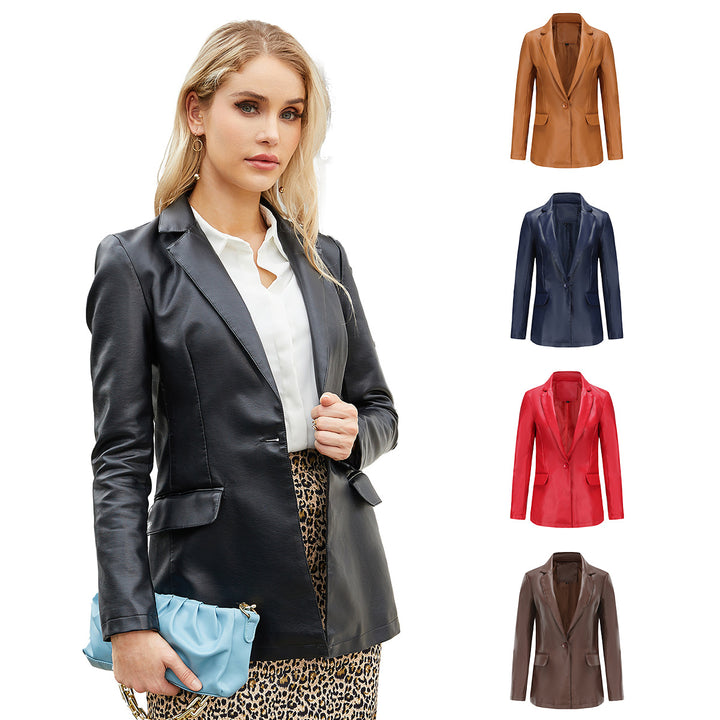 Women's fitted blazer made of faux leather with notch collar and flap pockets Mune Fashion