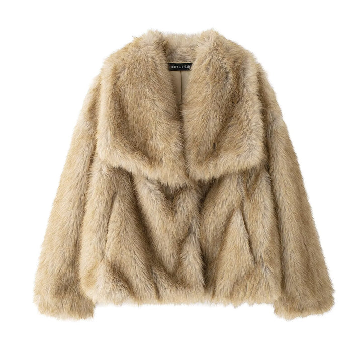 Ladies' short faux fur coat with oversized shawl collar and soft lining Mune Fashion