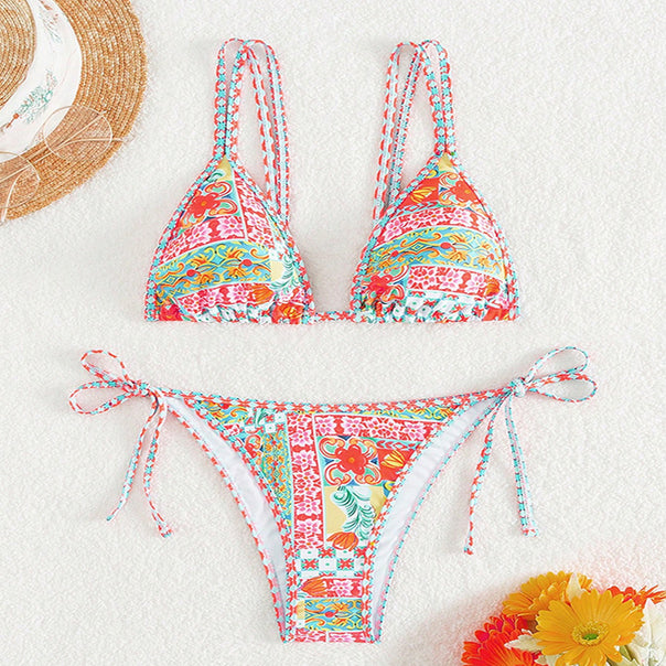 Ladies Triangle Bikini with playful pattern Mune Fashion