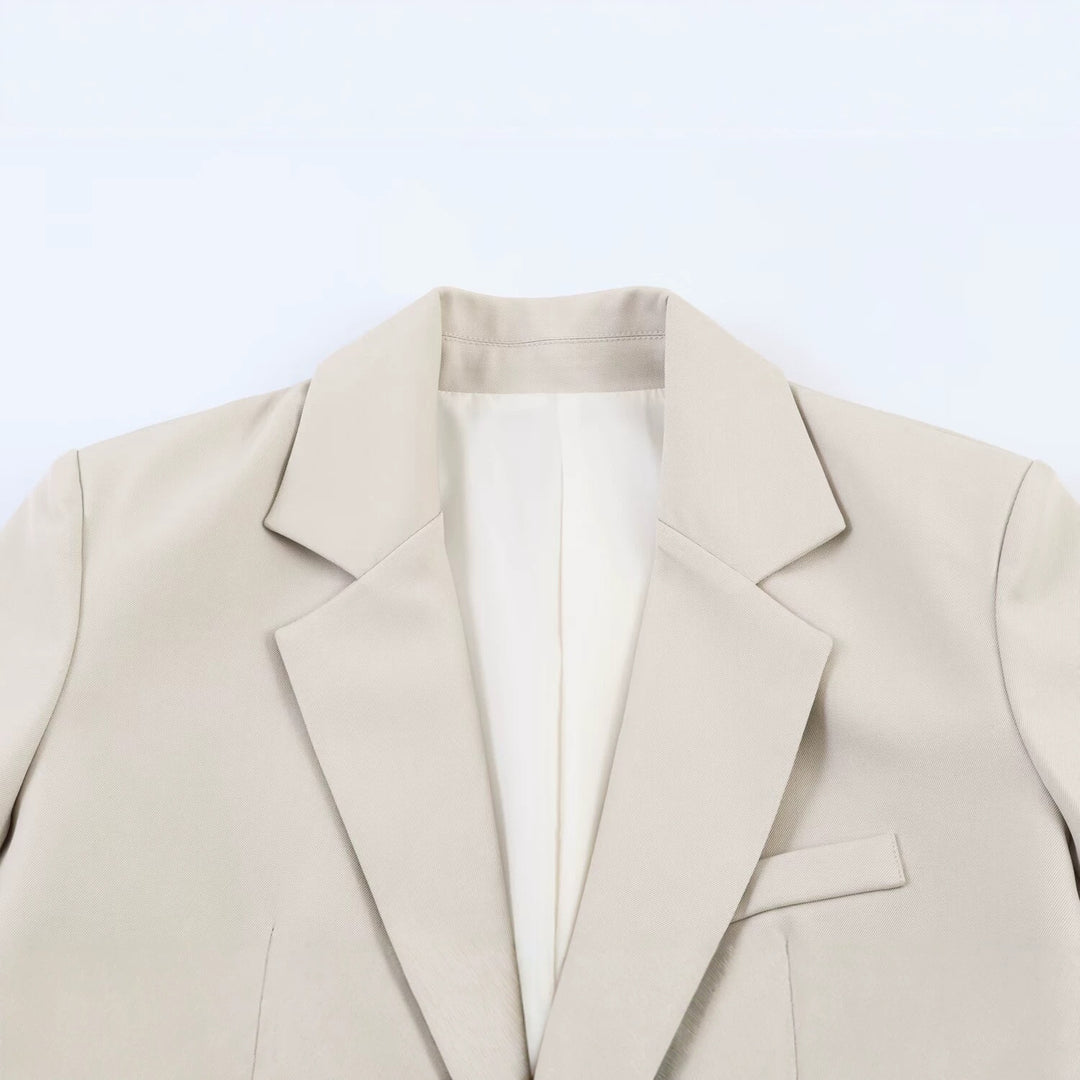 Women's Tailored Blazer with Soft Lapels and Welt Pockets Mune Fashion