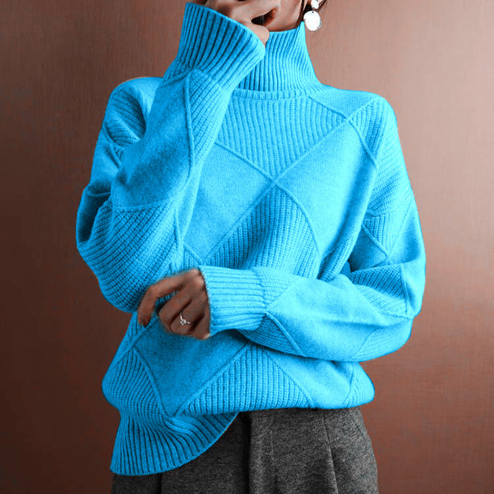 Women's oversized knitted sweater with high turtleneck and diamond pattern Mune Fashion