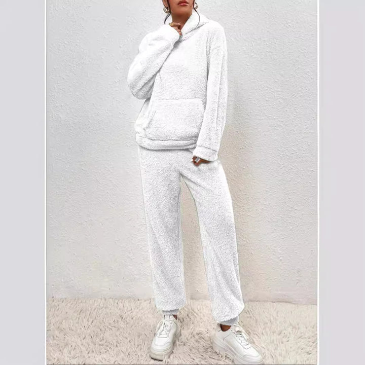 Women's cuddly teddy fleece loungewear set with hood, kangaroo pocket, and elastic jogging pants Mune Fashion