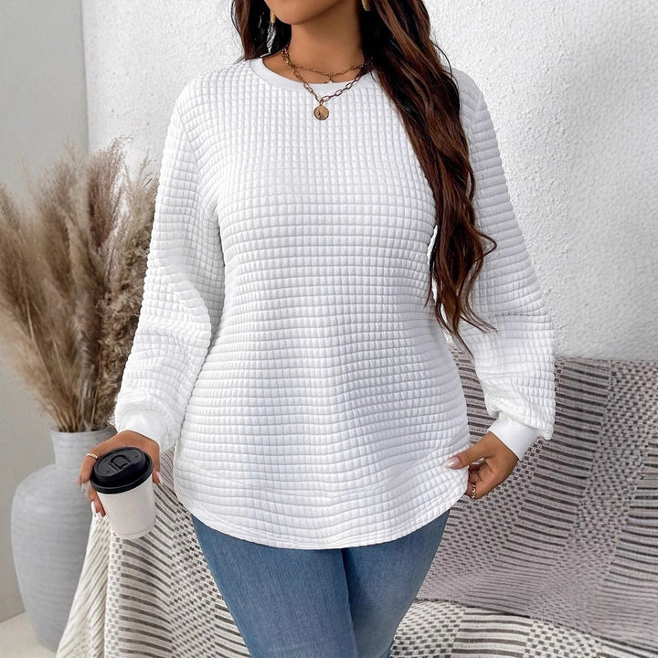 Women waffle knit long sleeve with round neckline, slightly A-line cut and ribbed cuffs Mune Fashion