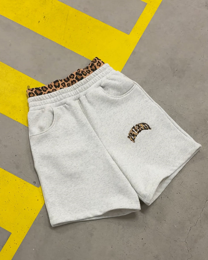 Women's comfortable joggers with flared leg design, elastic Leo waistband, and side pockets Mune Fashion