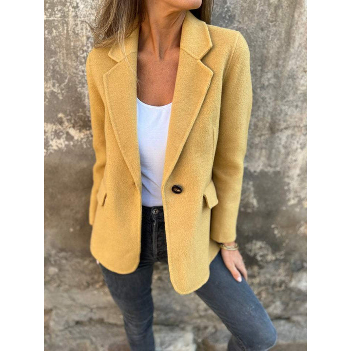 Women's boxy short coat in blazer look made of wool blend with falling lapel Mune Fashion