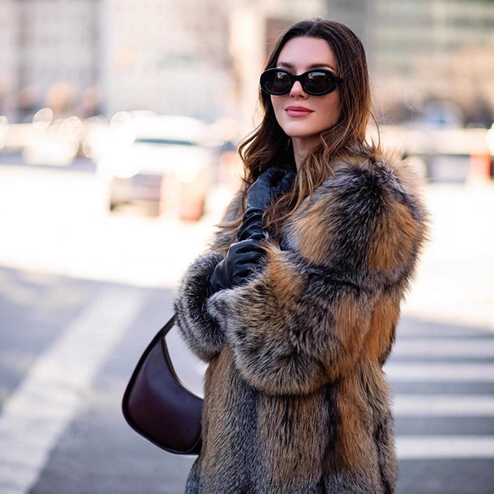 Women short cut oversized faux fur coat with voluminous shawl collar Mune Fashion