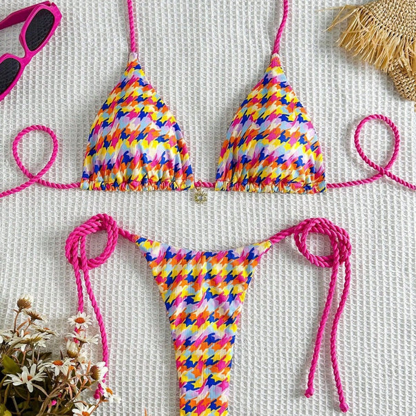 Women's Triangle Bikini with Colorful Geometric Pattern Mune Fashion