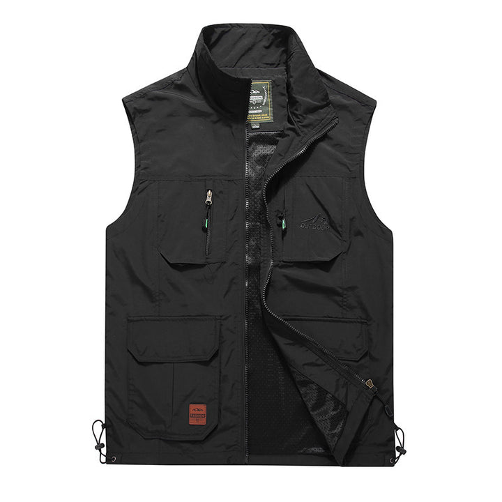 Men's multifunctional outdoor utility vest with zipper, multiple pockets, and breathable mesh lining Mune Fashion