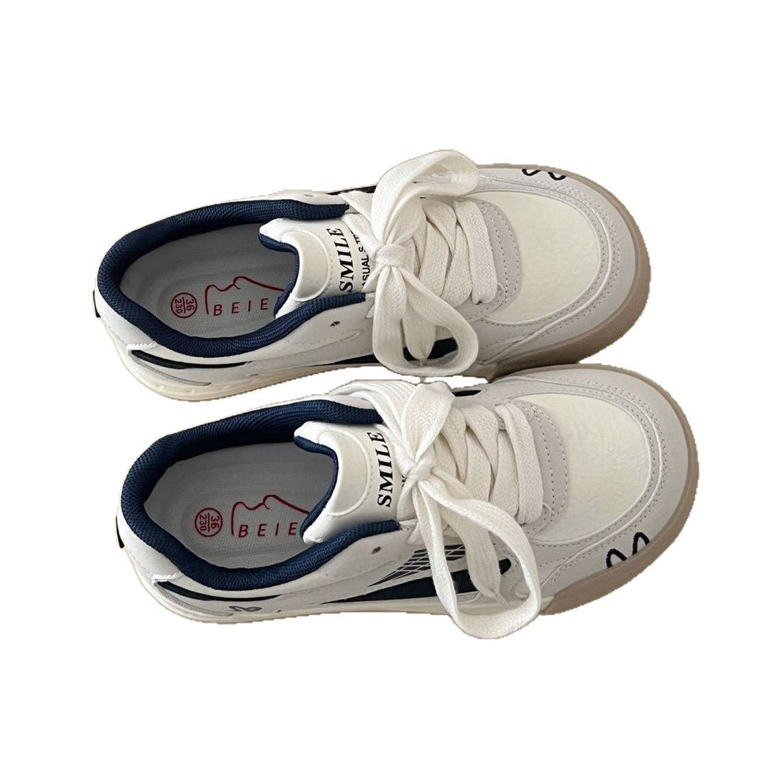 Women's sporty sneakers with breathable mesh details Mune Fashion