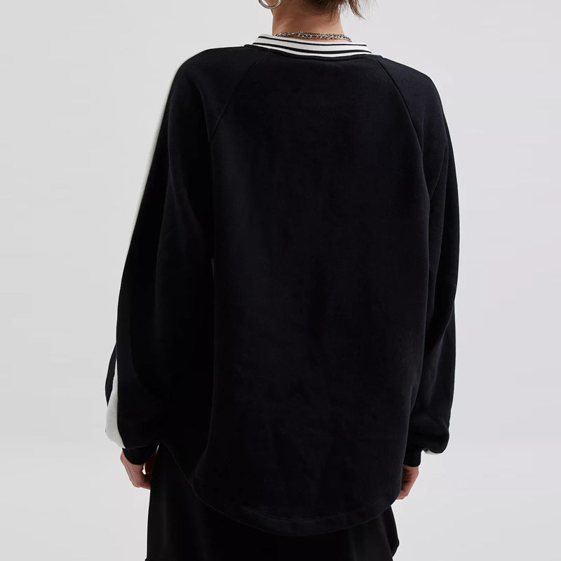 Women Oversize Sweatshirt with Raglan Sleeves and Contrast Stripes Mune Fashion