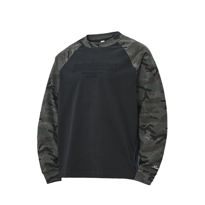 Unisex Oversize Sweatshirt with Camouflage Raglan Sleeves and Embossed Front Logo Mune Fashion