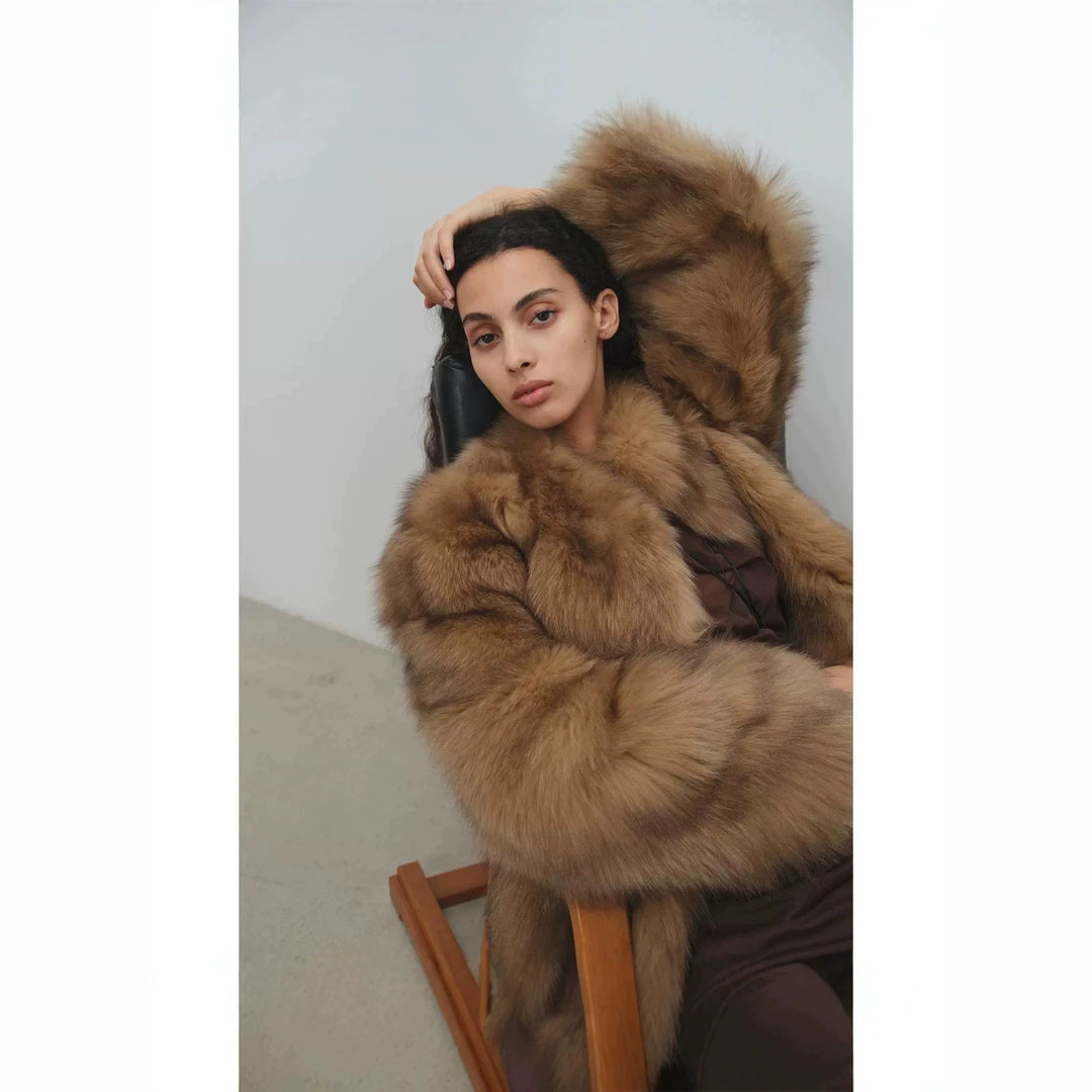 Women’s short coat made of high-pile faux fur with a tailored boxy cut and voluminous shawl collar Mune Fashion