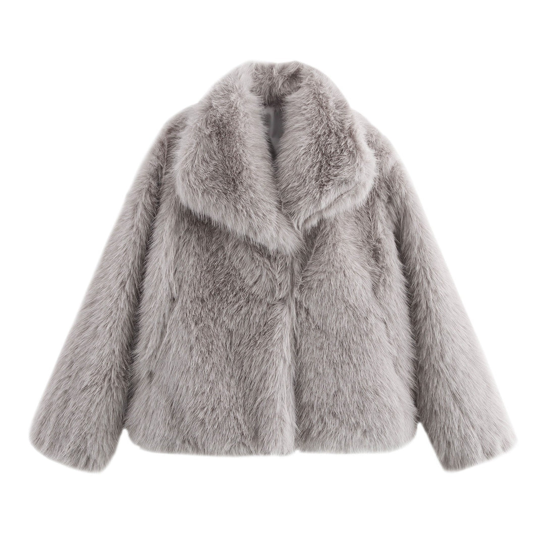 Ladies' short faux fur coat with oversized shawl collar and soft lining Mune Fashion