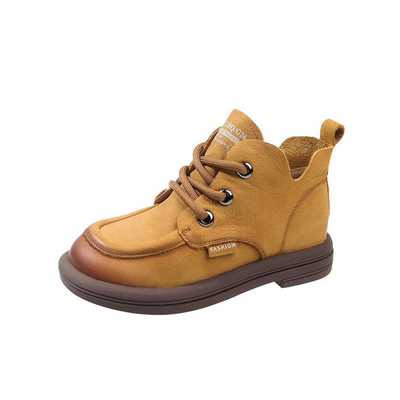 Ladies fashionable lace-up ankle boots in moccasin look with soft suede inner lining and shock-absorbing lightweight sole Mune Fashion