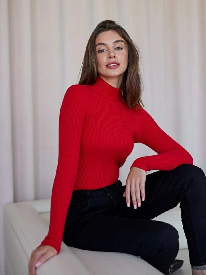 Women's Short-Cut Ribbed Turtleneck Sweater with Fitted Cut Mune Fashion